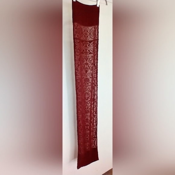 CUT VELVET 2 PLY SCARF - Picture 2 of 6